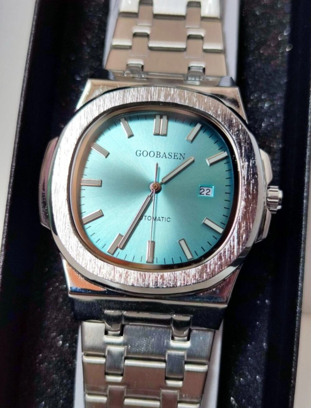 Goobasen Automatic Ice/Tiffany Blue Dial Watch, W/ Auto. Watch Winder